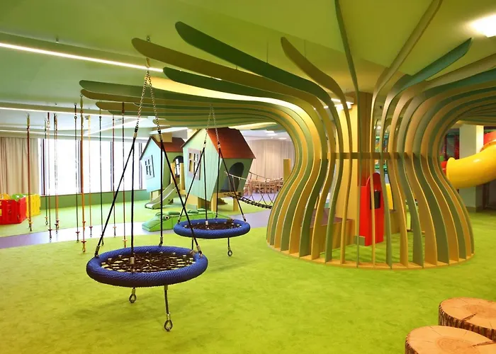 Narvil Conference & 4* Serock